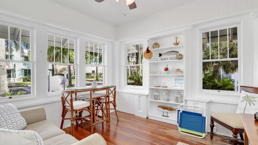 One out of 2 sitting rooms 