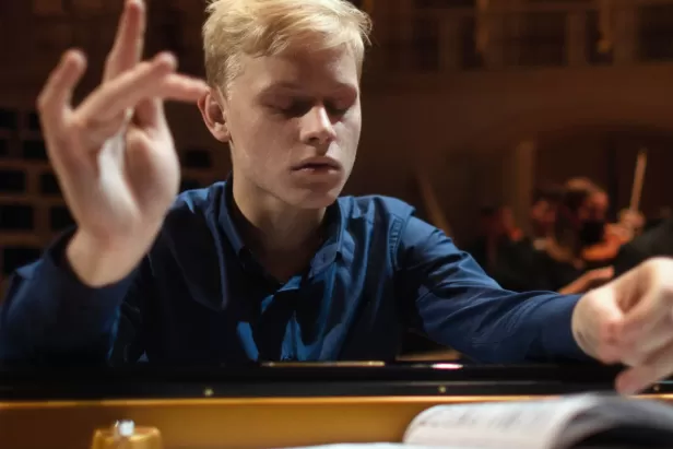 Alexander Malofeev Cover Image